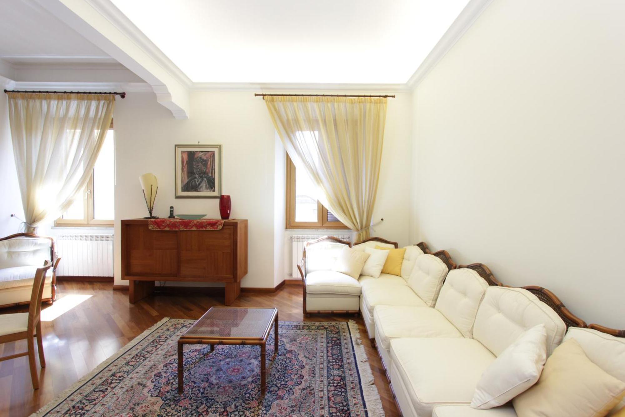 Modena Flat Roma
